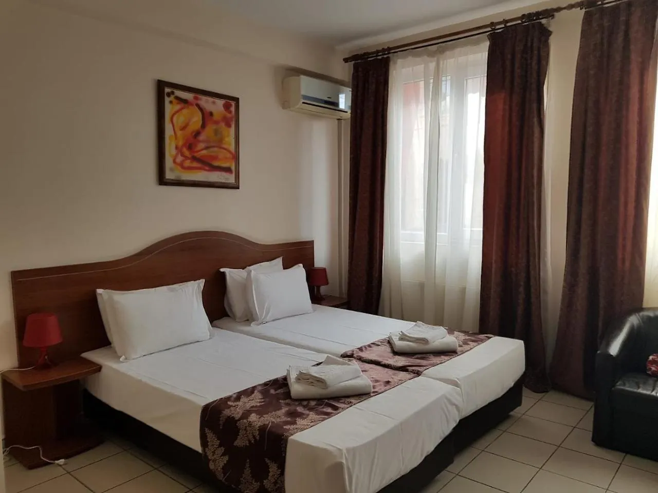***  Hotel Tranzzit Bucarest Romania