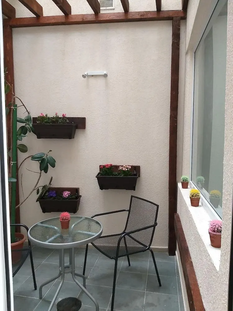 Hotel Tranzzit Bucharest 3*,  Romania